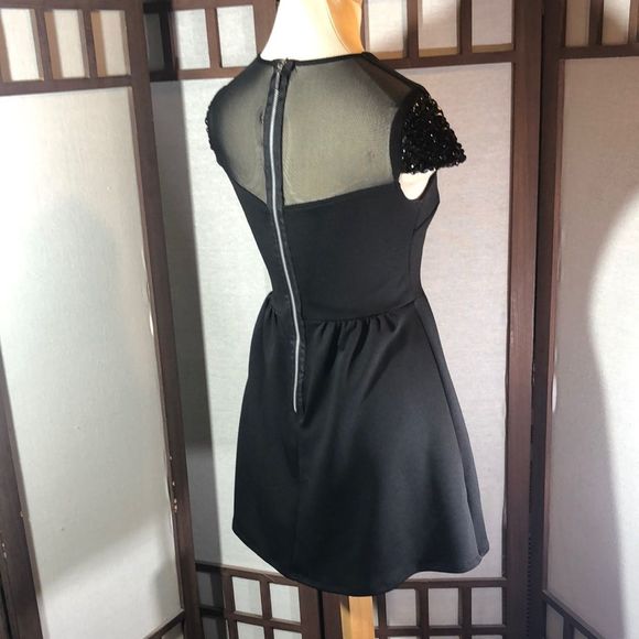 B.Darlin black / sz 3/4 glass rocks accent on cap sleeves/exposed zipper/party - Picture 3 of 13